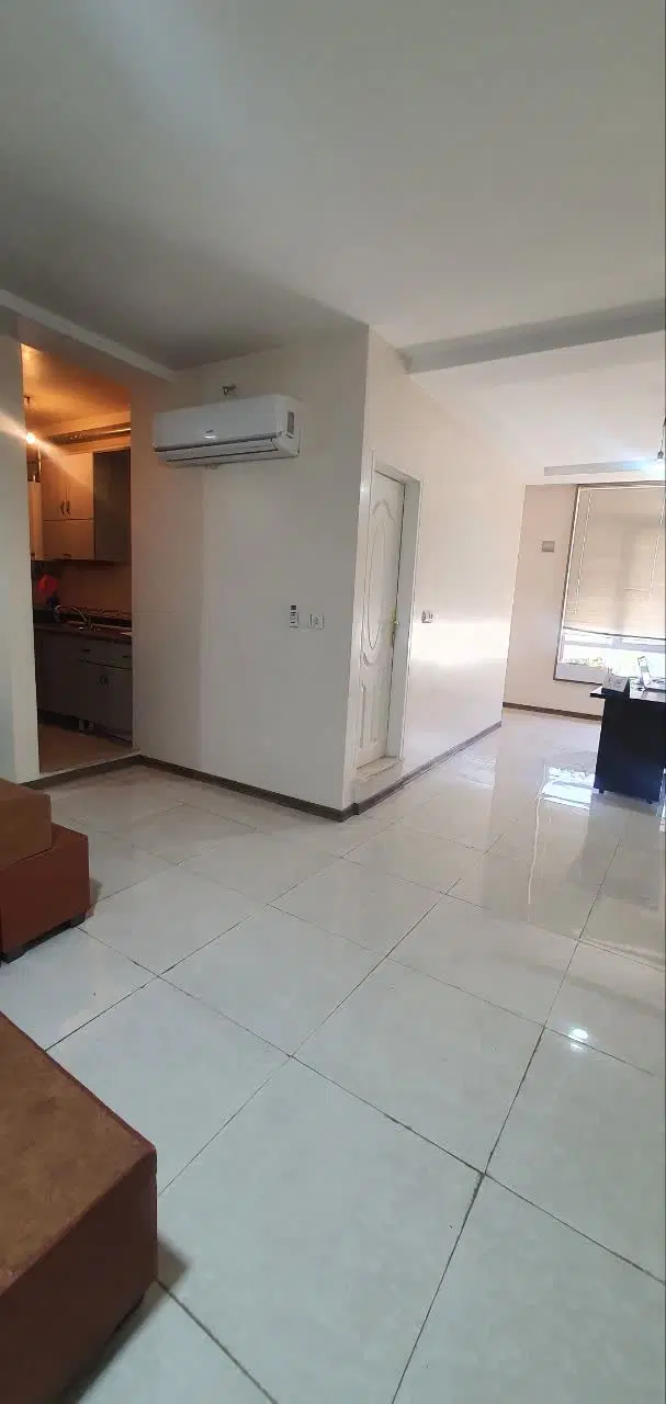 یک واحد مسکونی تجاری