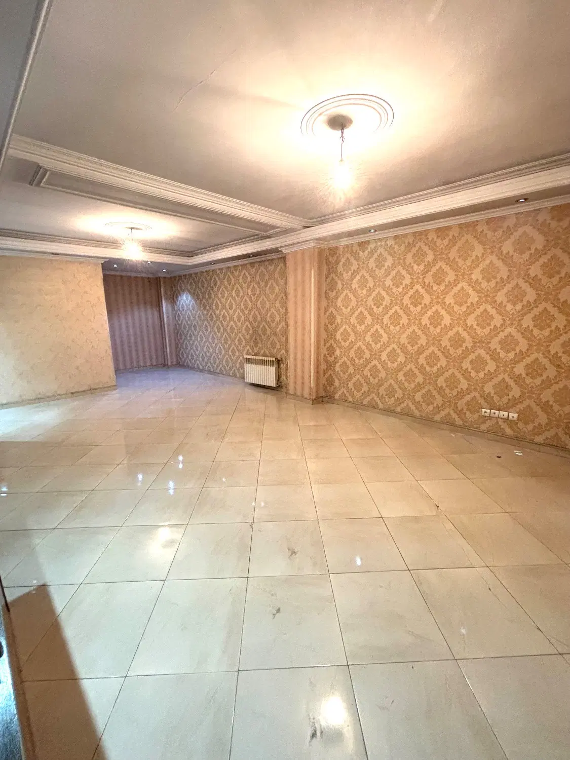 ۸۳ متر__ دو پارکینگ سندی __ تک خواب تهرانسر