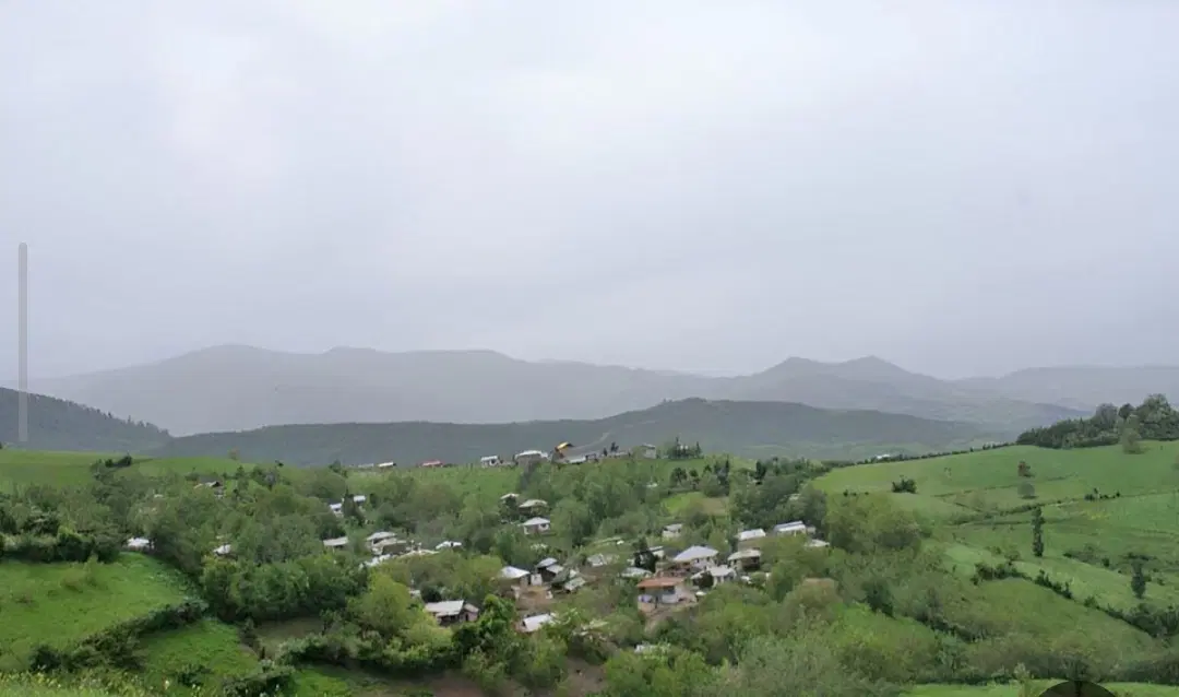 یک قطعه زمین در روستای گنبک گیلان