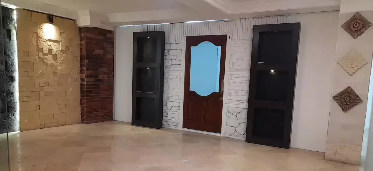 ۶۰متر زیر همکف موقعیت اداری