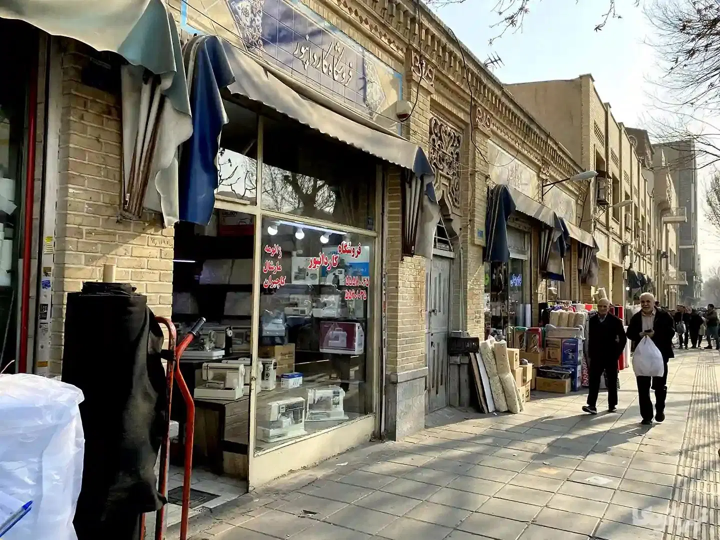 مغازه بهترین لوکیشن خیابان خیام