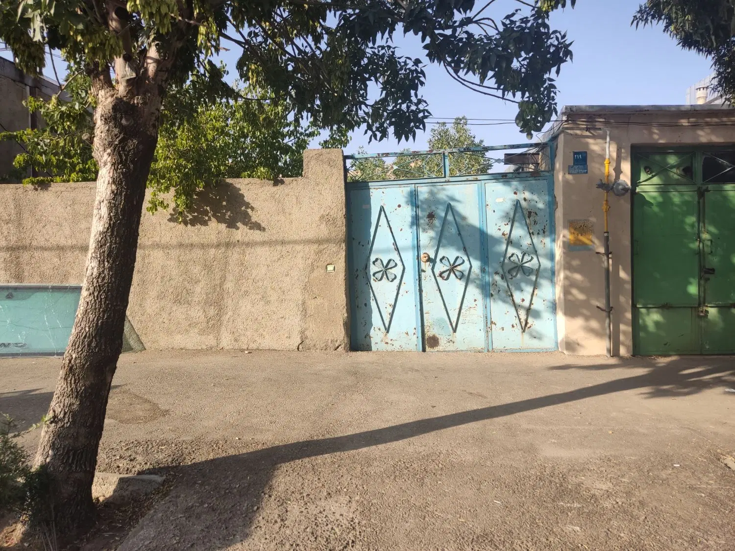 منزل تجاری مسکونی قابل معاوضه با منزل همدان