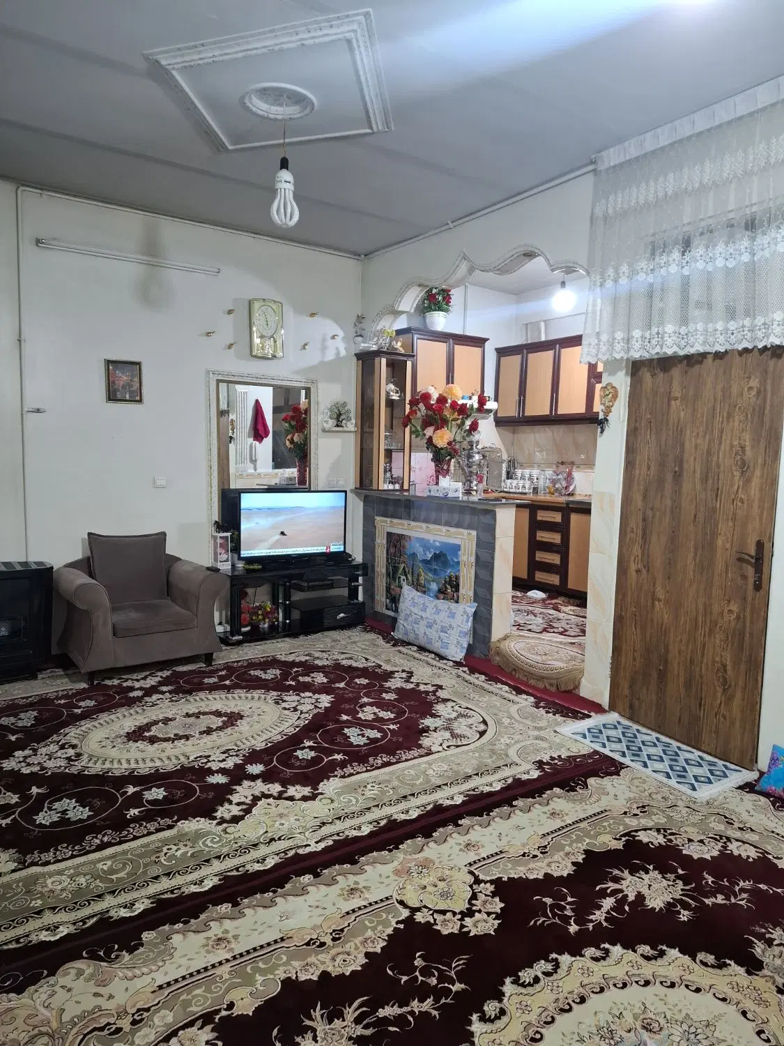 خانه ۴۴ متری، دو طبقه + نیم‌طبقه