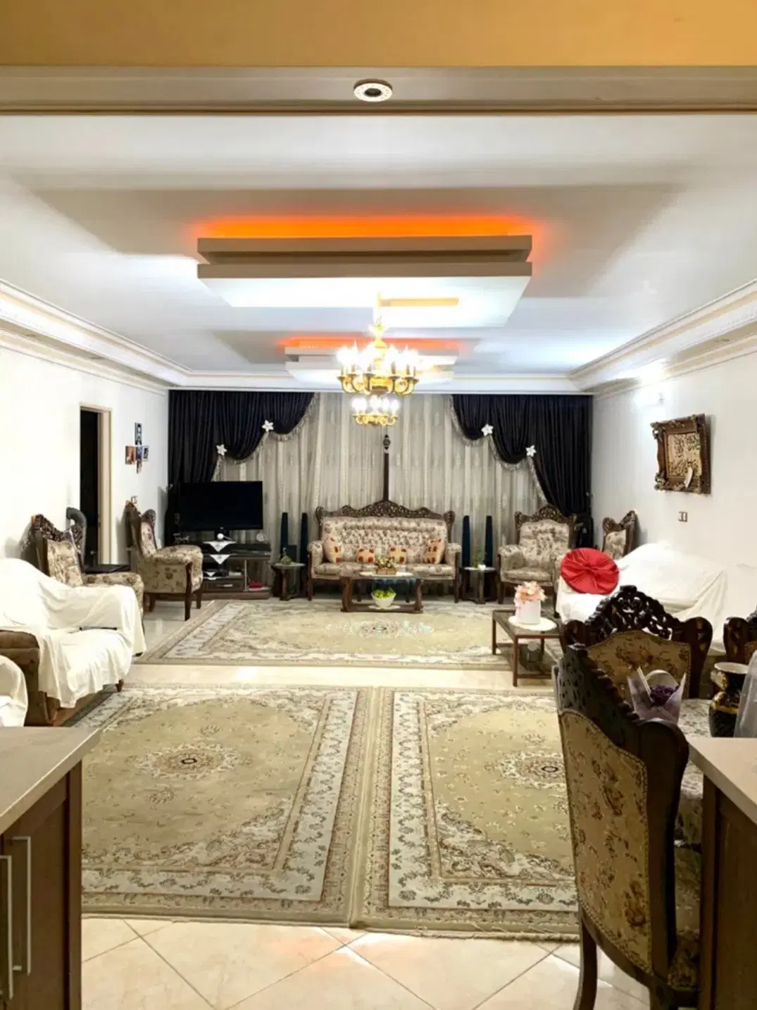 فروش استثایی پونک‌تک‌واحدی
