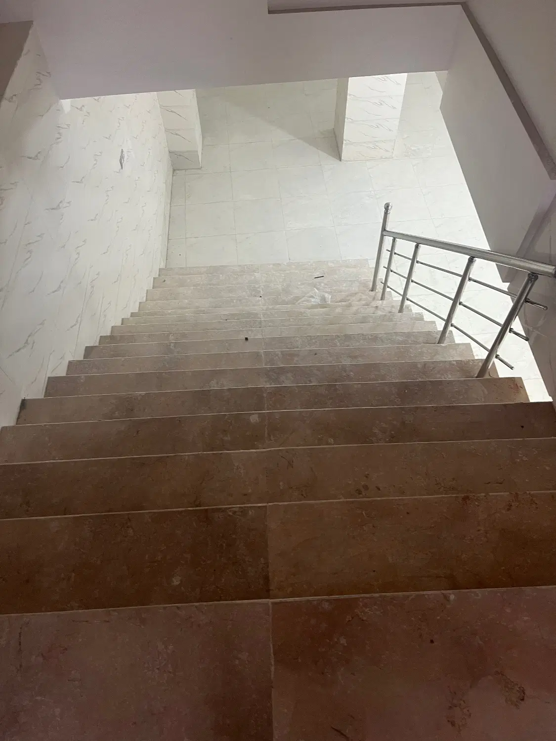 اجاره انبار ۱۷۰ متر فلت