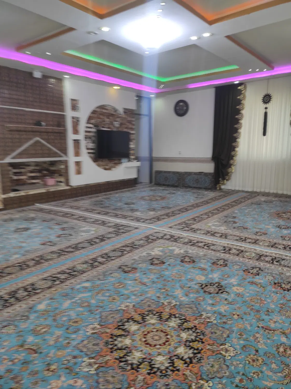 یک باب منزل با نانوایی