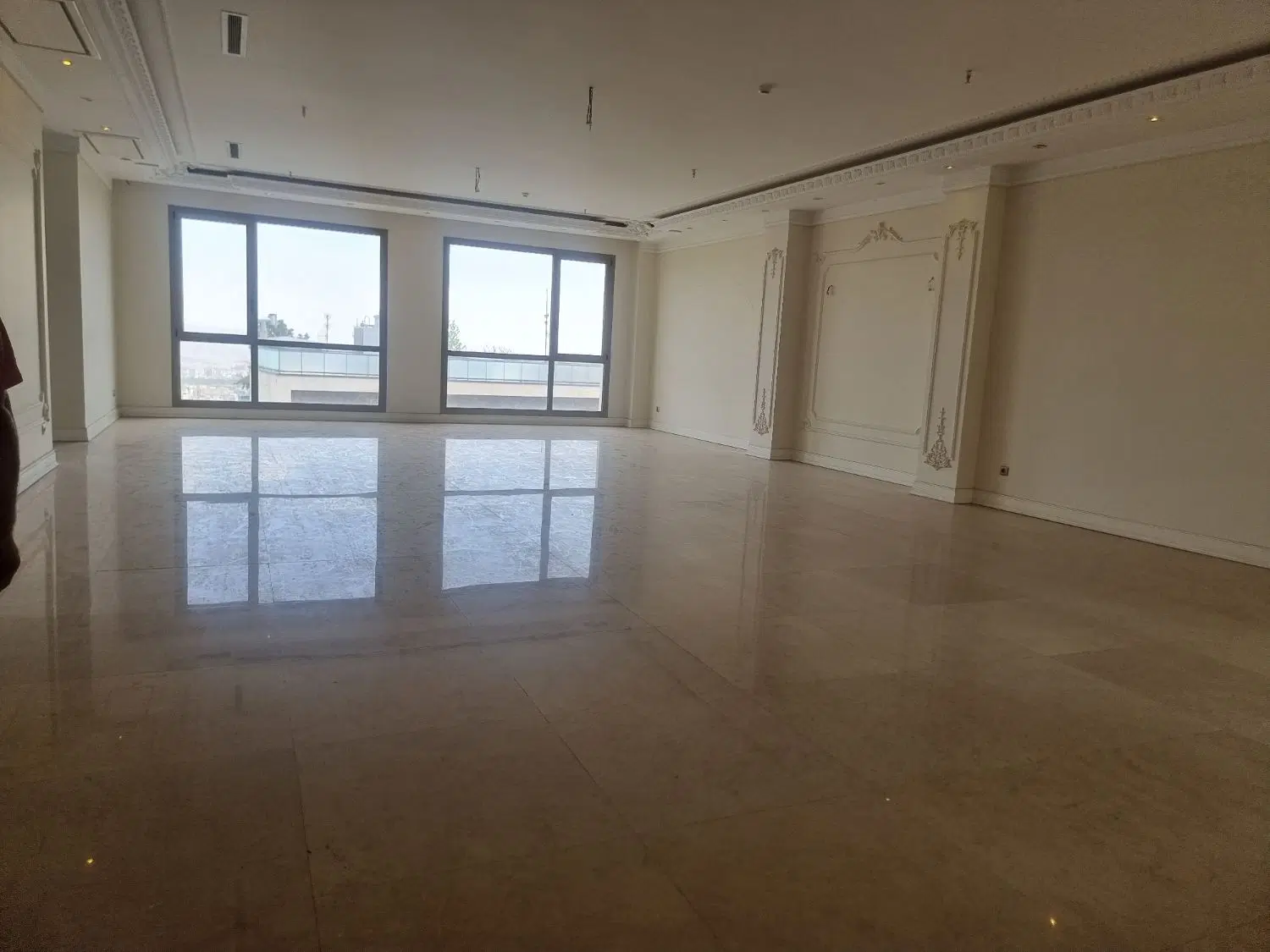 گلستان جنوبی 210متر 4خواب