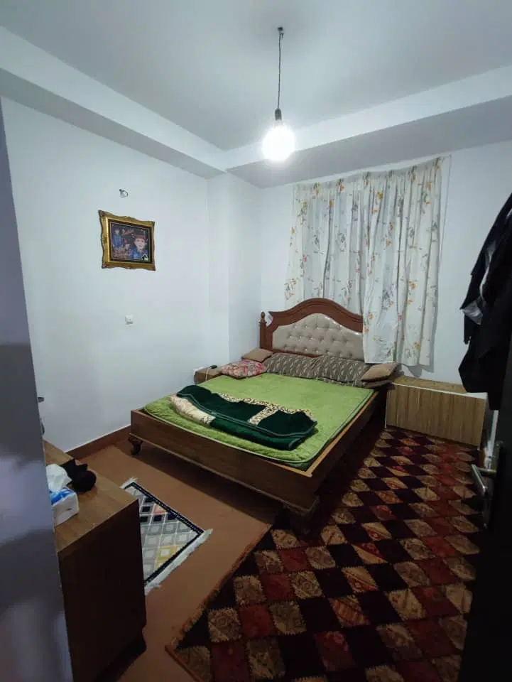 فروش واحد خوش نقشه 92 متری شهرک شقایق