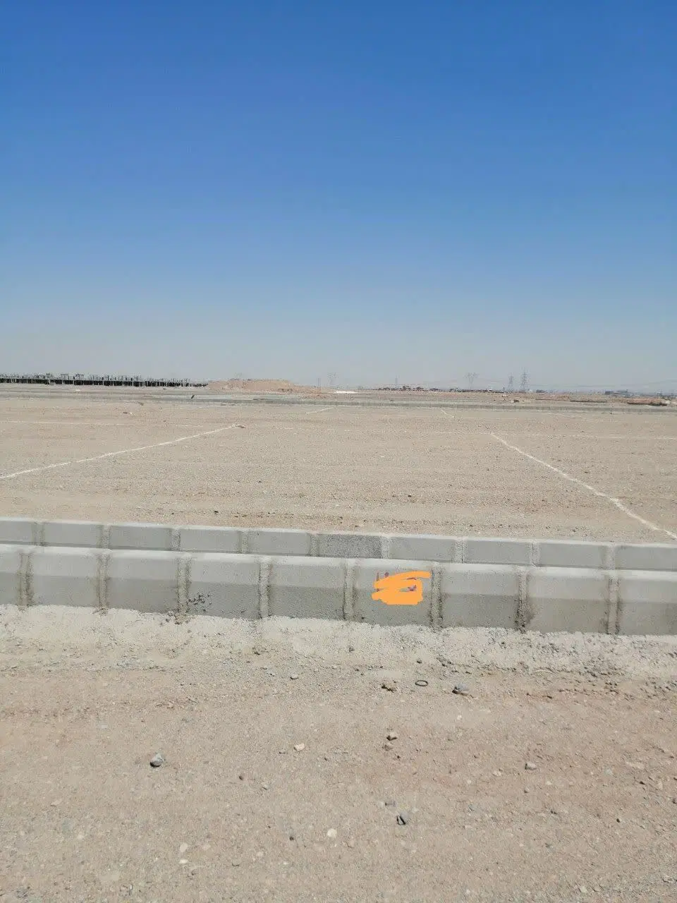 زمین جنب کاریزلند دارای سند6دنگ