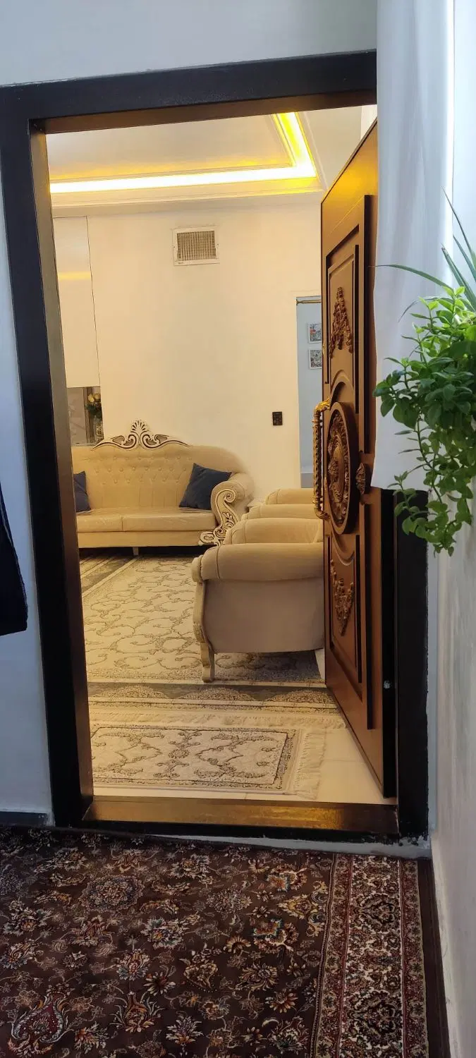 اجاره مسکونی ،نبش محسنی