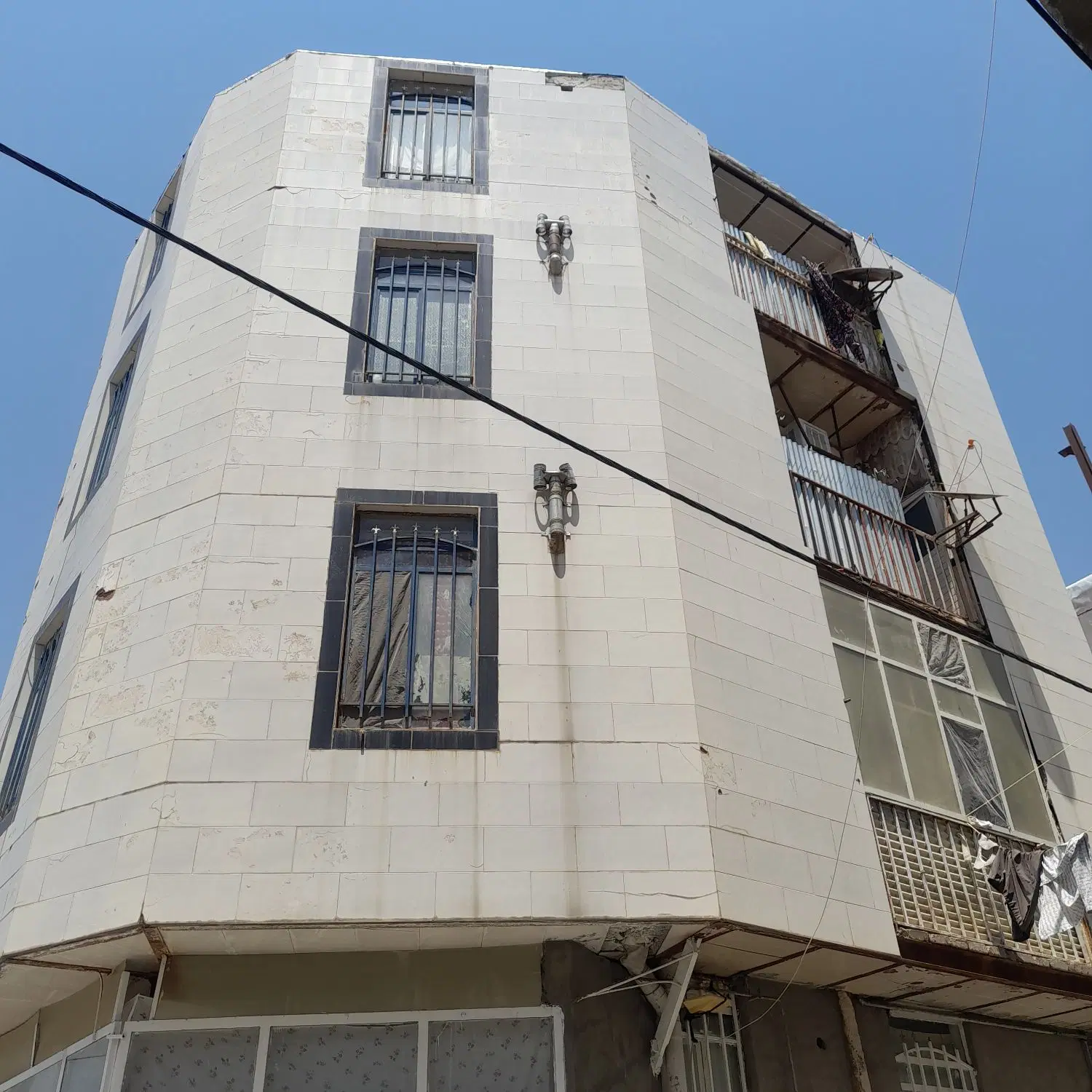 فروش خانه اپارتمانی توبرریز