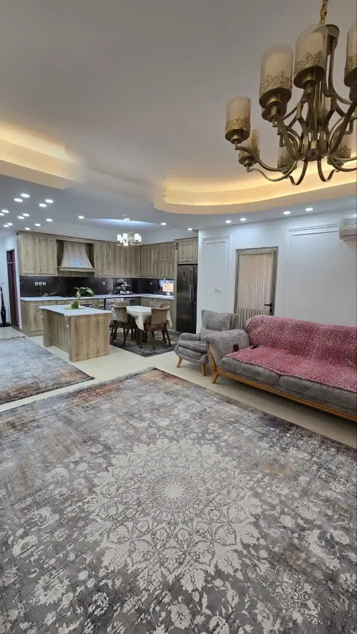 ویلای 122 متر زمین 130 متر بنا