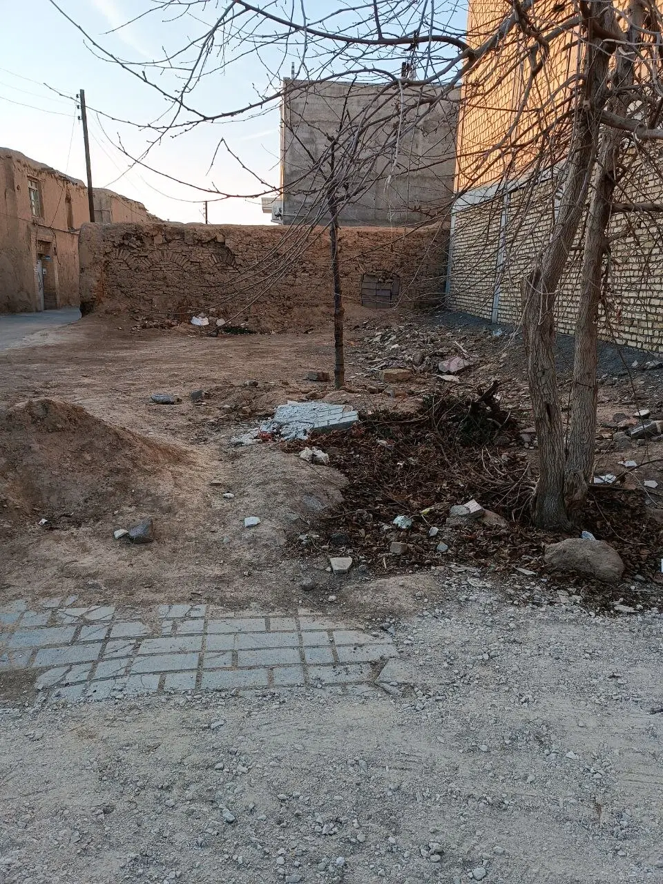 زمین داخل شهر لالجین
