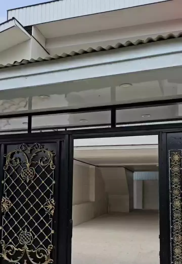 ویلا نوساز ۱۹۰ متر زمین ، با ۱۷۴ متر بنا دوبلکس
