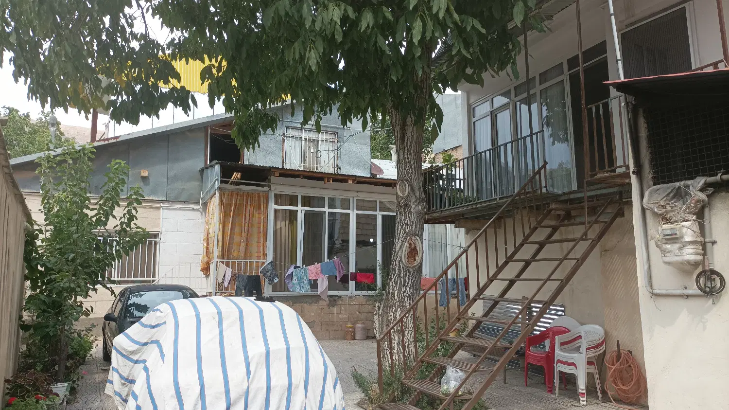 خونه ویلایی با مغازه طالقان