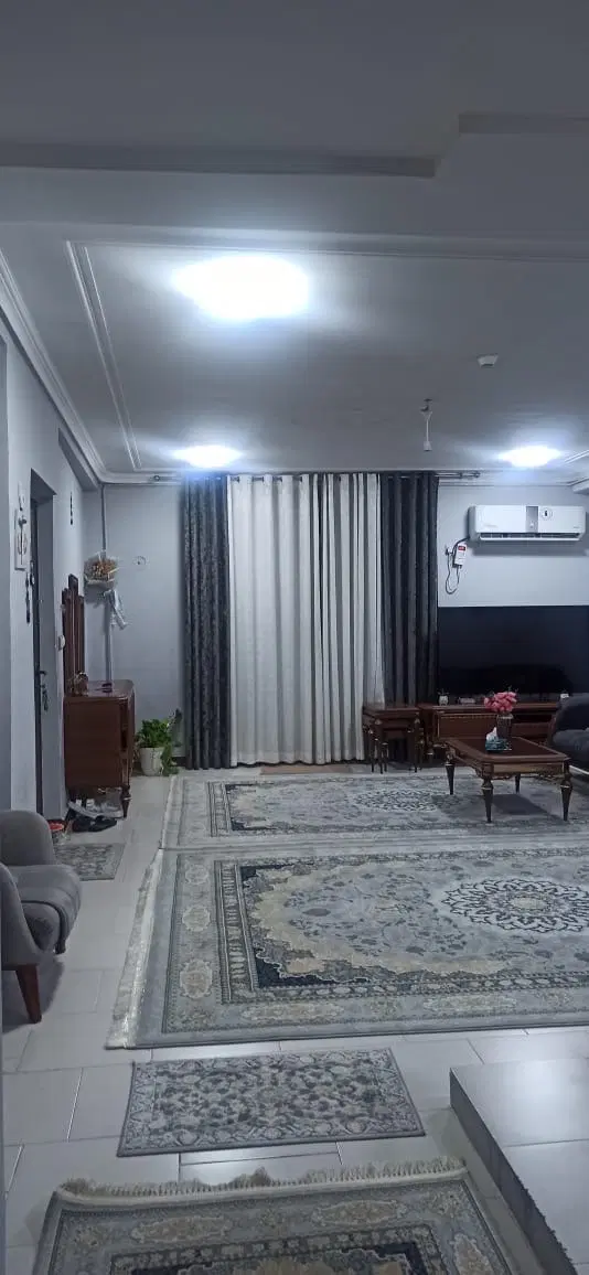 واحد ۸۸ متر شیک سپیدار