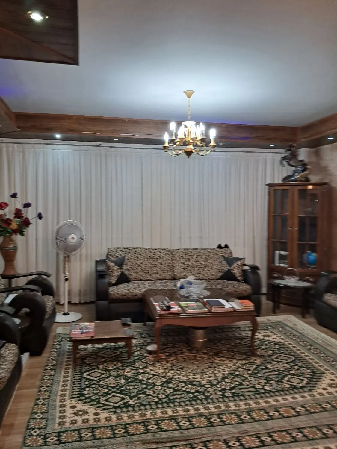فروش یک واحد اپارتمانی