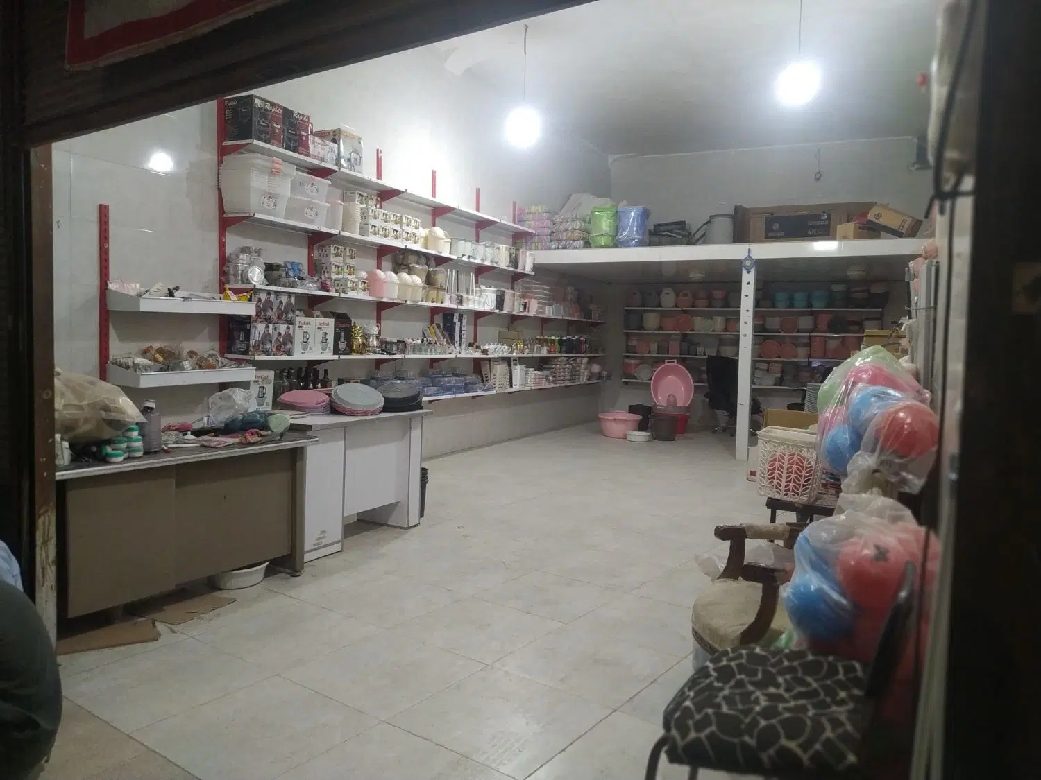مغازه دوبر ۸۰ متری تجاری بر اصلی نقد یا معاوضه