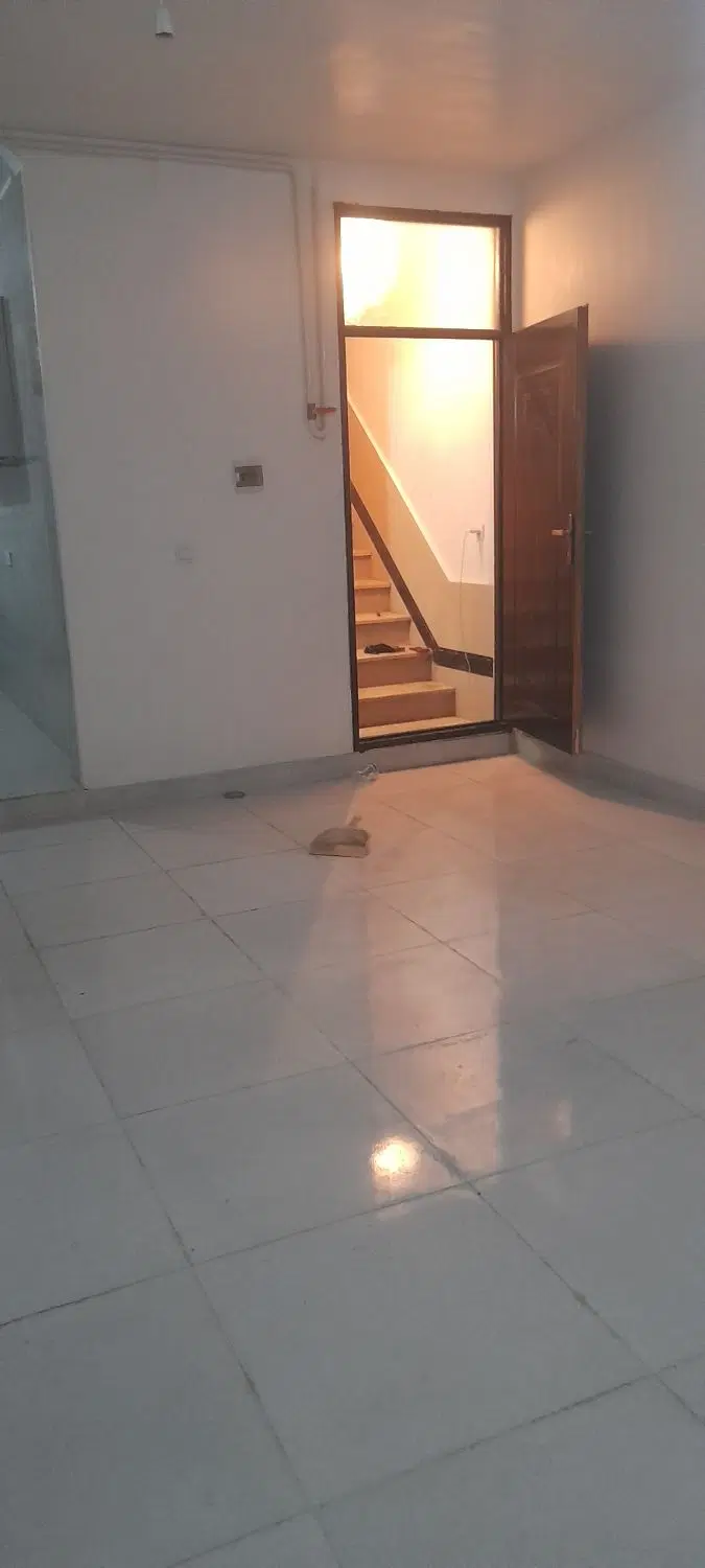 اجاره زیرزمین پاپیخالدر