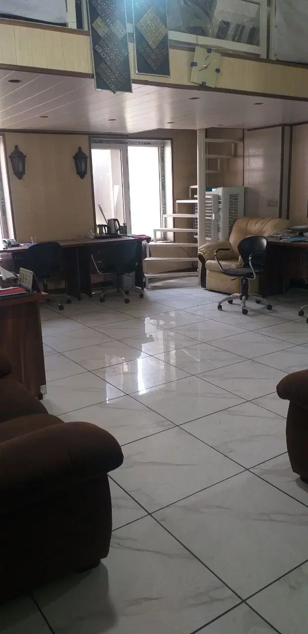 یک واحد تجاری  در  جنوب شرق تهران