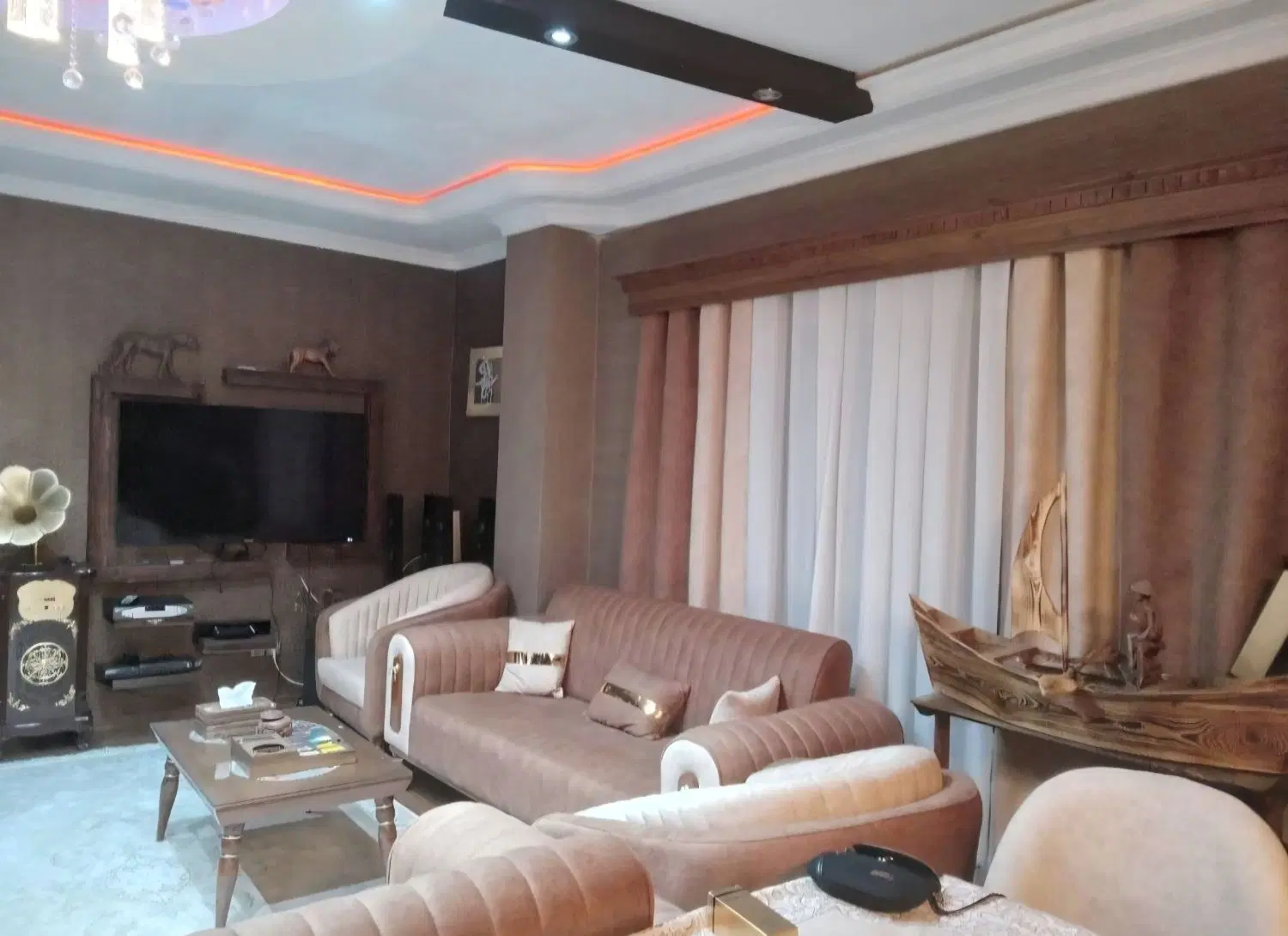 اجاره واحد ۷۳ متریی پاسداران