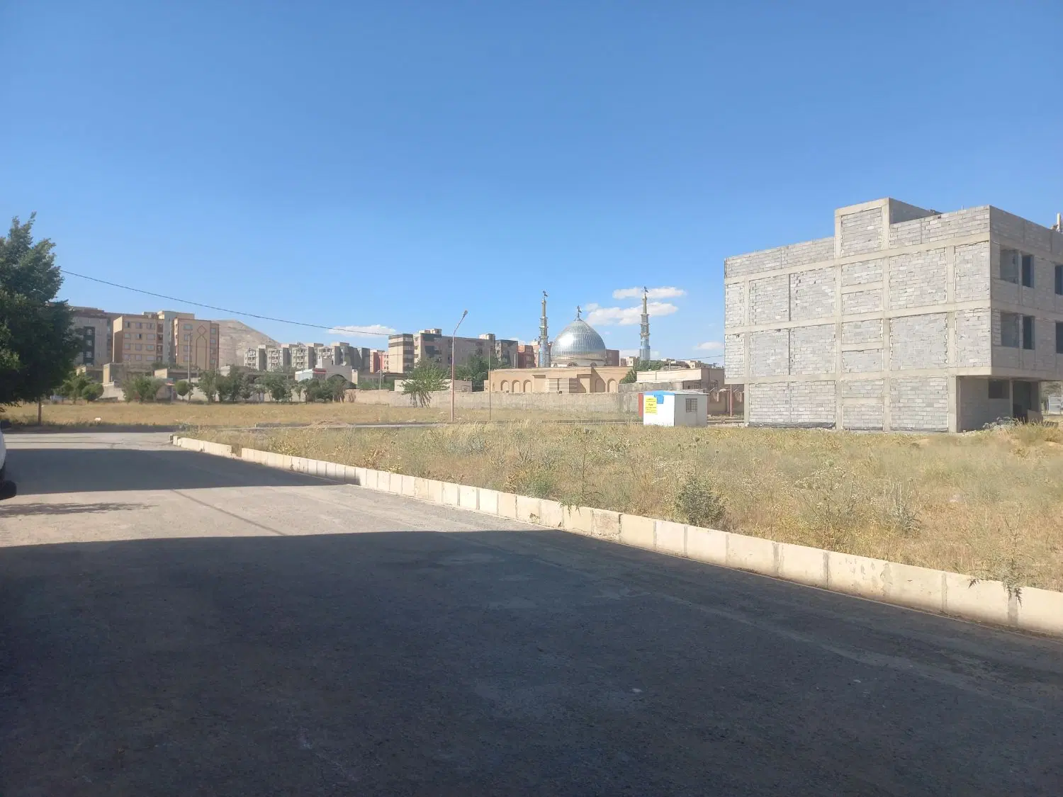 زمین شهرک مهاجران