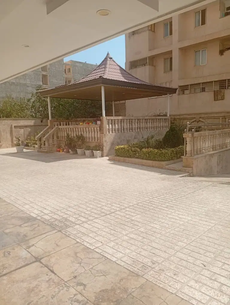 واحد فول امکانات استخر سونا ۱۵۰ متری