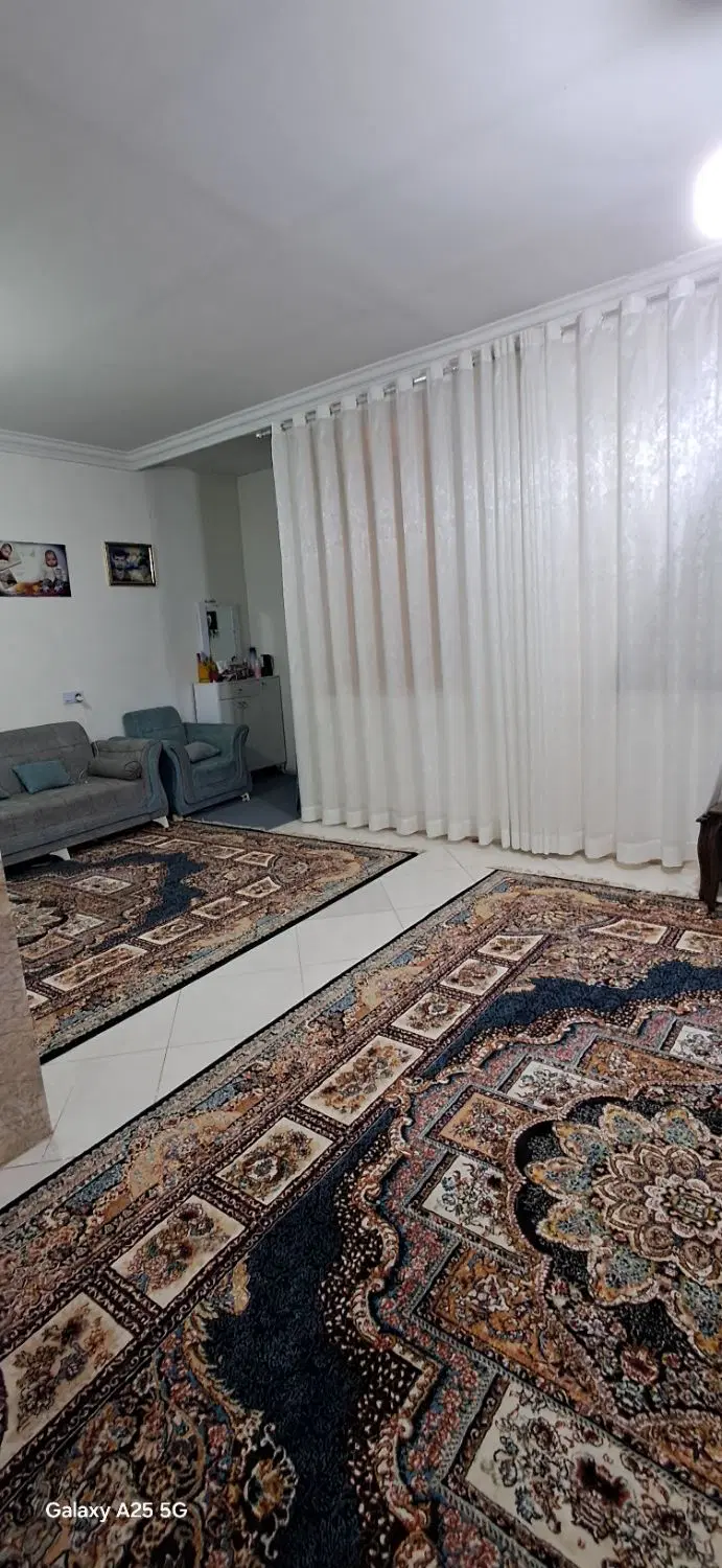 یک واحد خانه راه جدا در کریم آباد