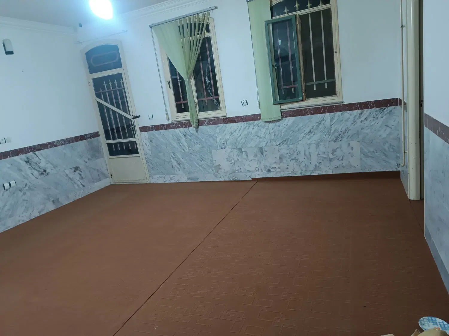 خانه اجاره ای خیابان مینا