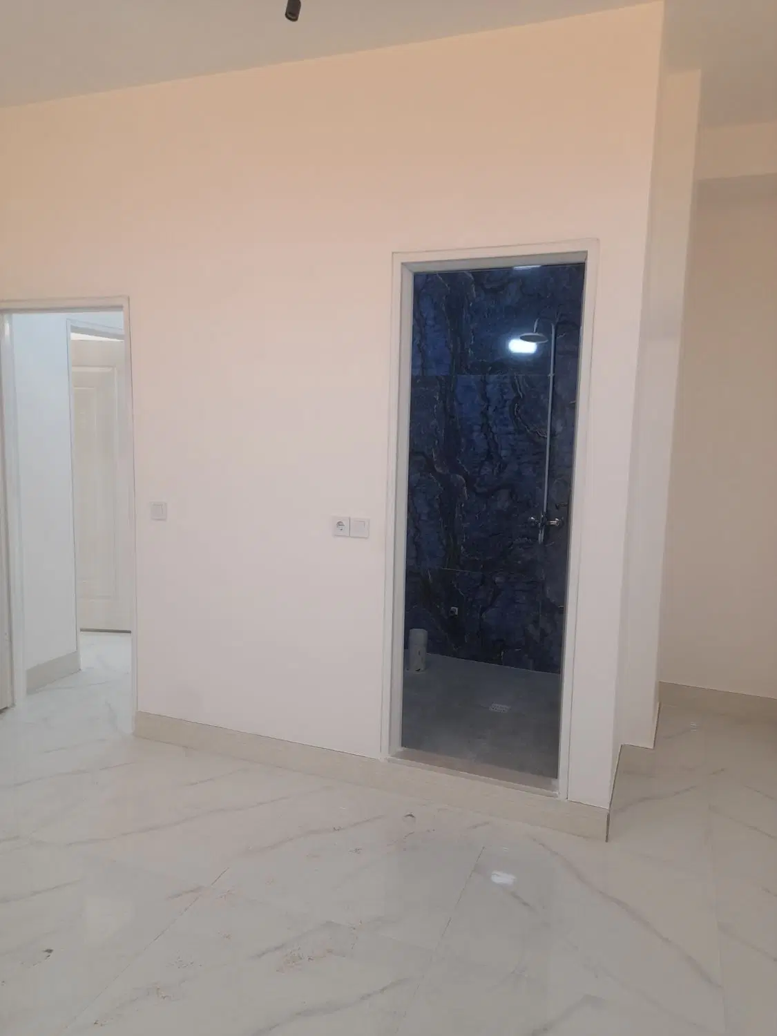 آپارتمان طبقه ۴