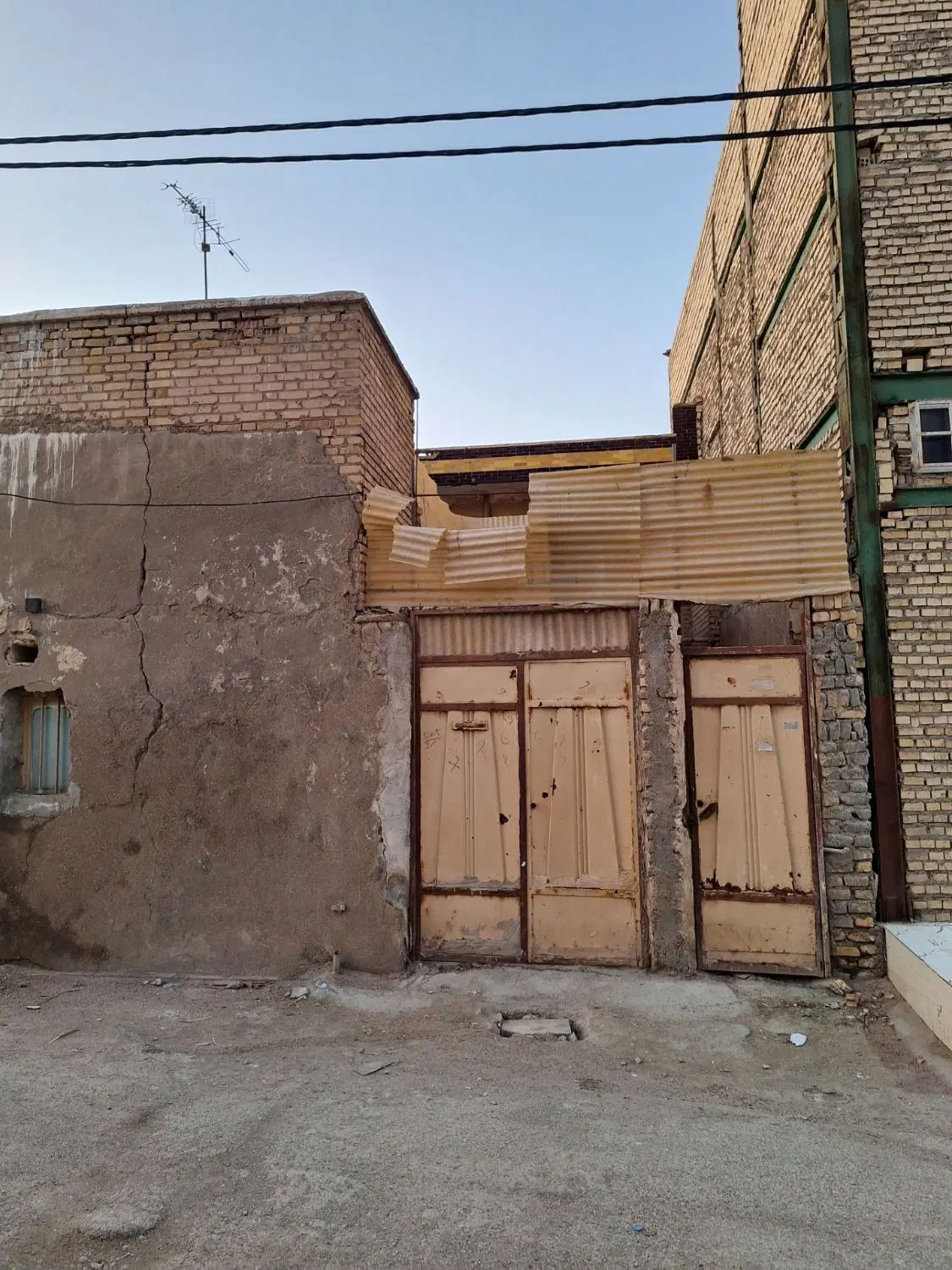 خانه دوطبقه جمشید آباد