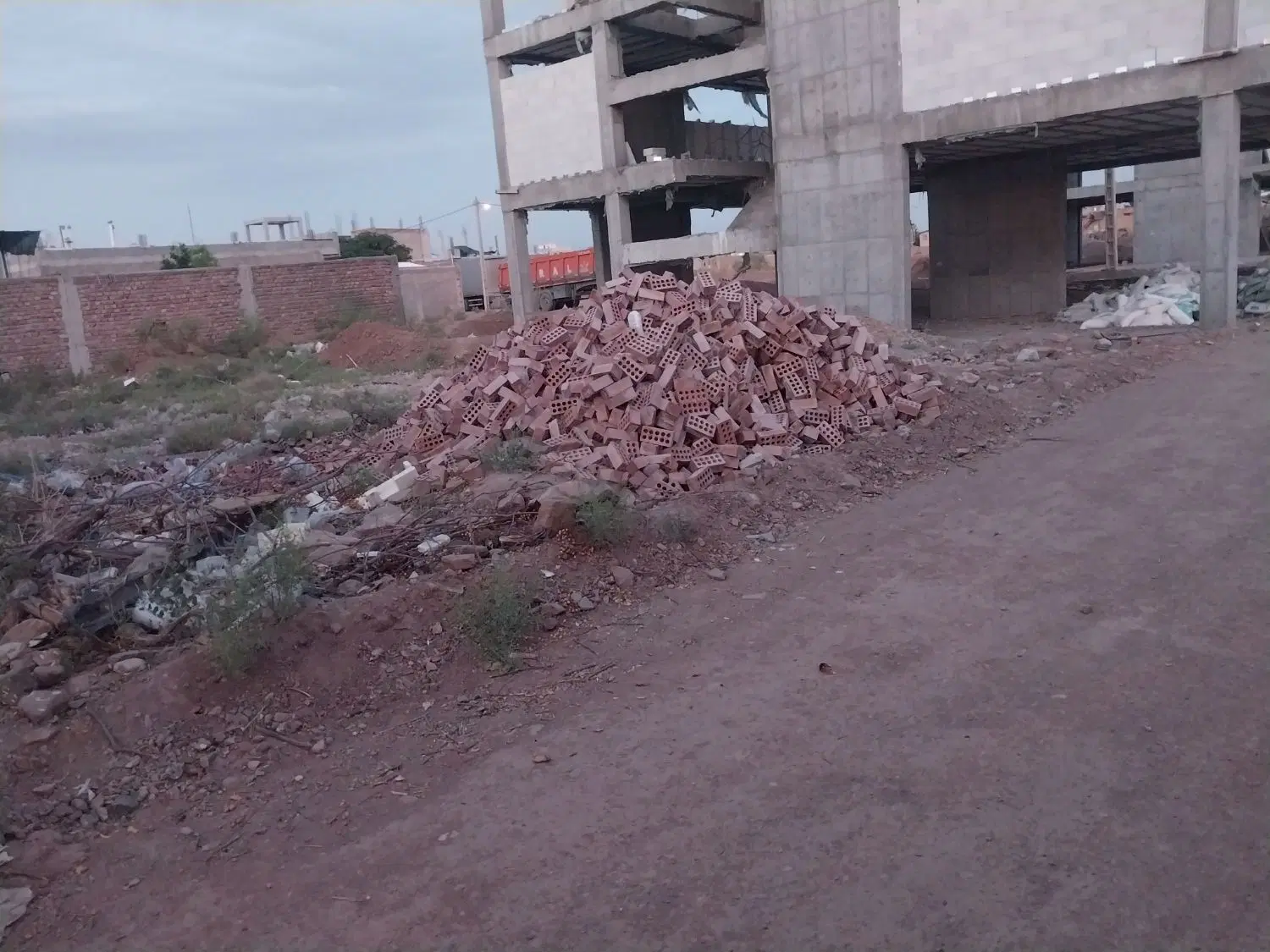 زمین تجاری