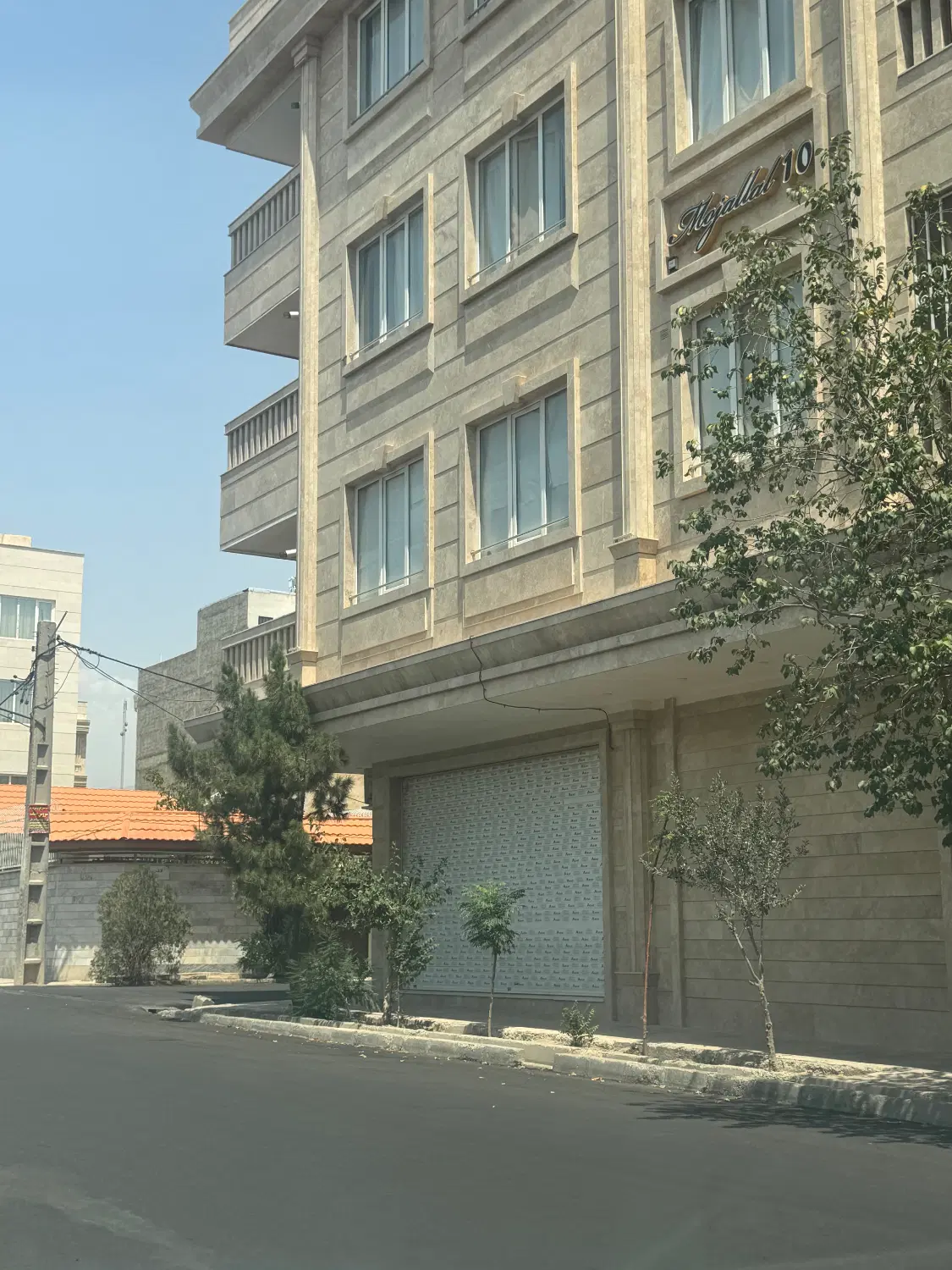 ۴ راه معلم اجاره مغازه تجاری همکف