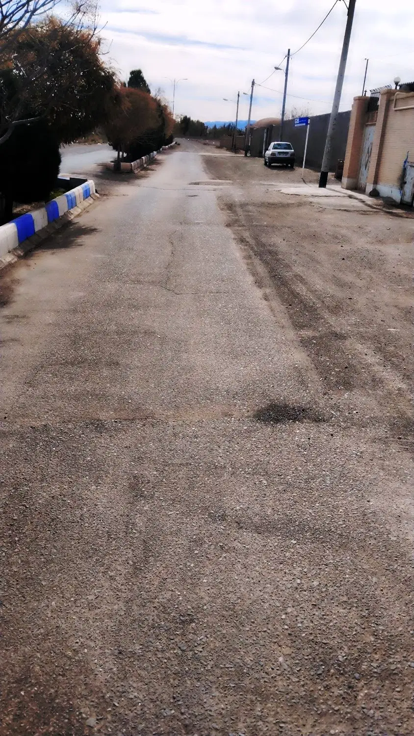 زمین فروشی