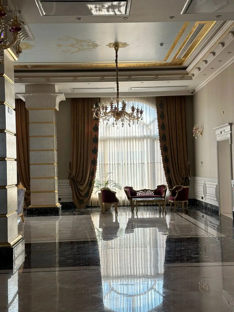 ۱۶۰متر نیاوران _تراس چیدمان مشرف به باغ
