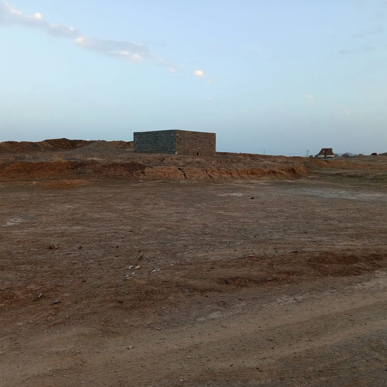 زمین چشمه زیارت