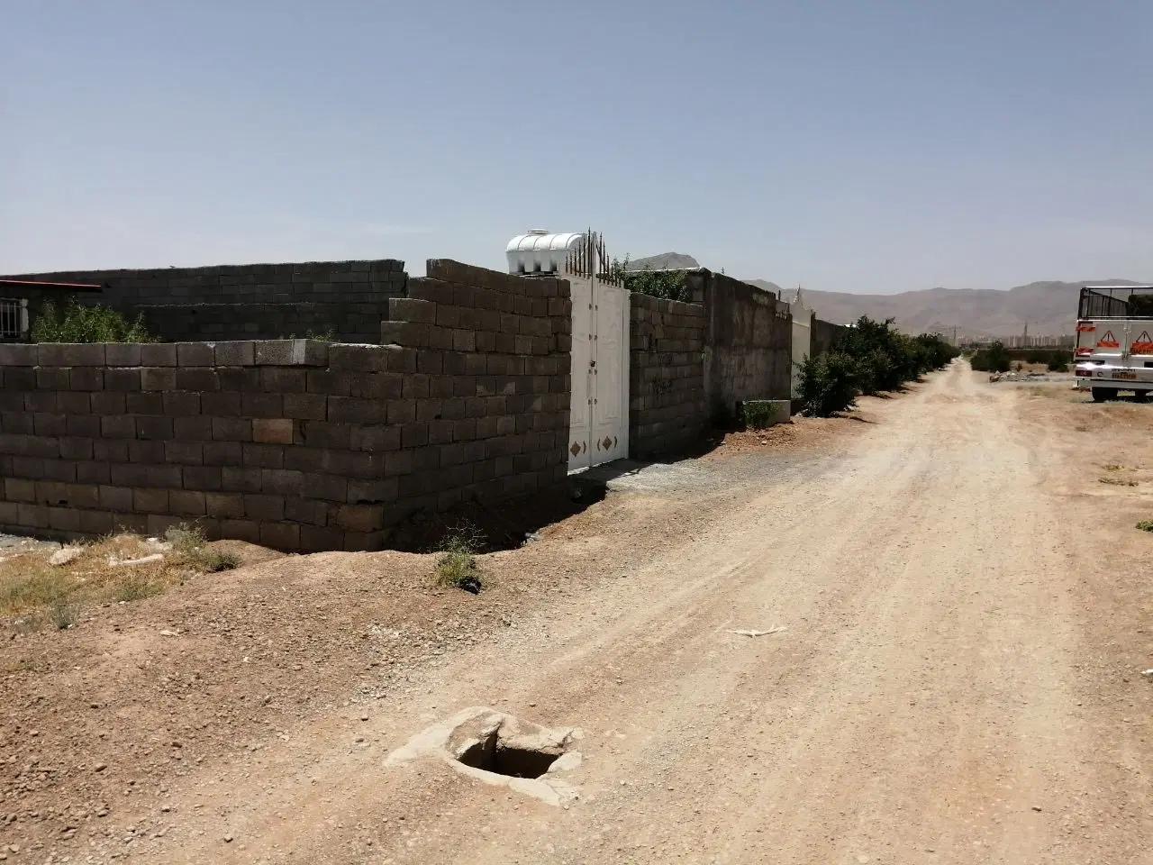 زمین باغی ۲۵۰ متری