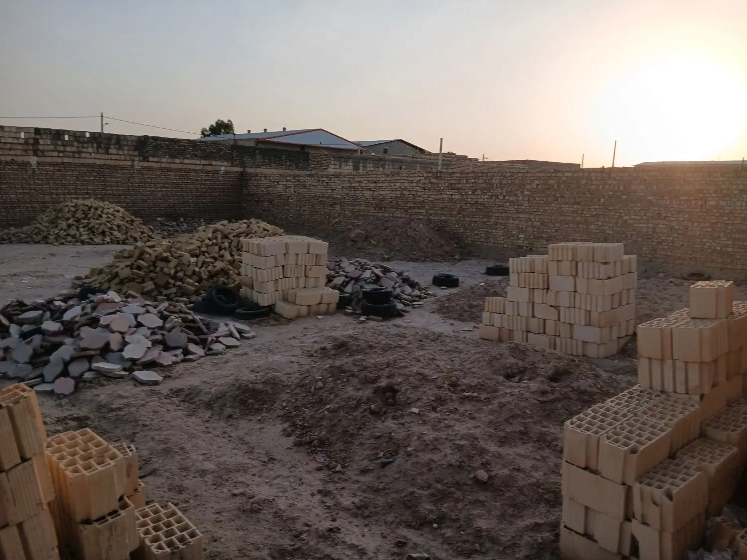 مشارکت در ساخت کارگاه صنعتی