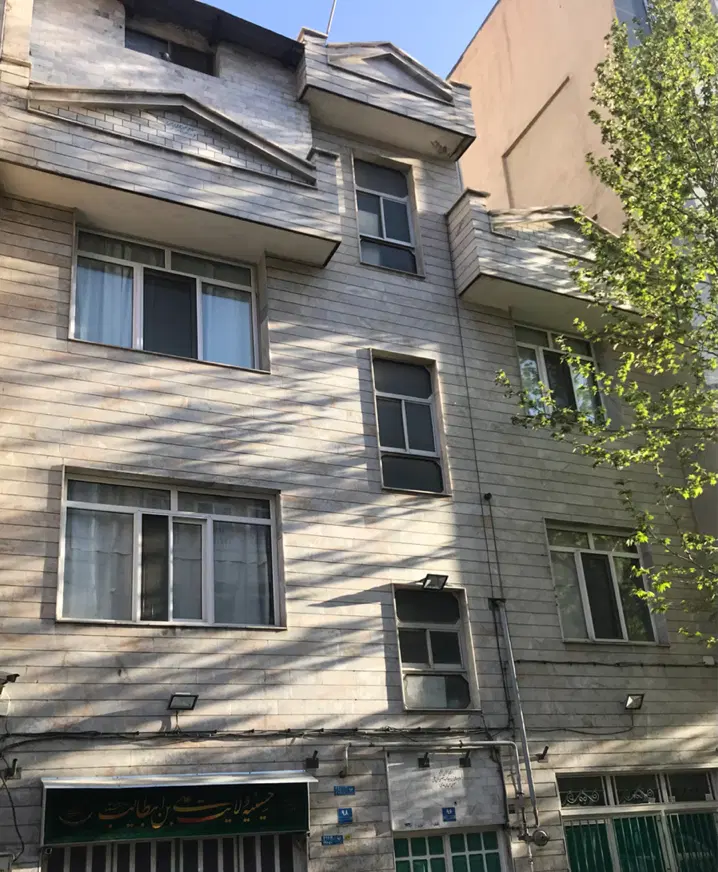 دو باب خانه ۹۱ متری جنوبی بر ۱۴