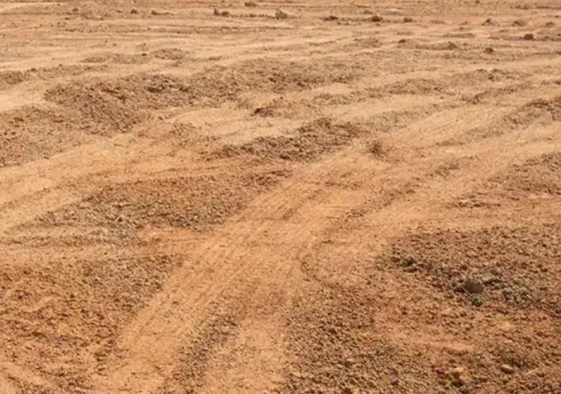 ۱۳۷ متر زمین تجاری تنگک سوم