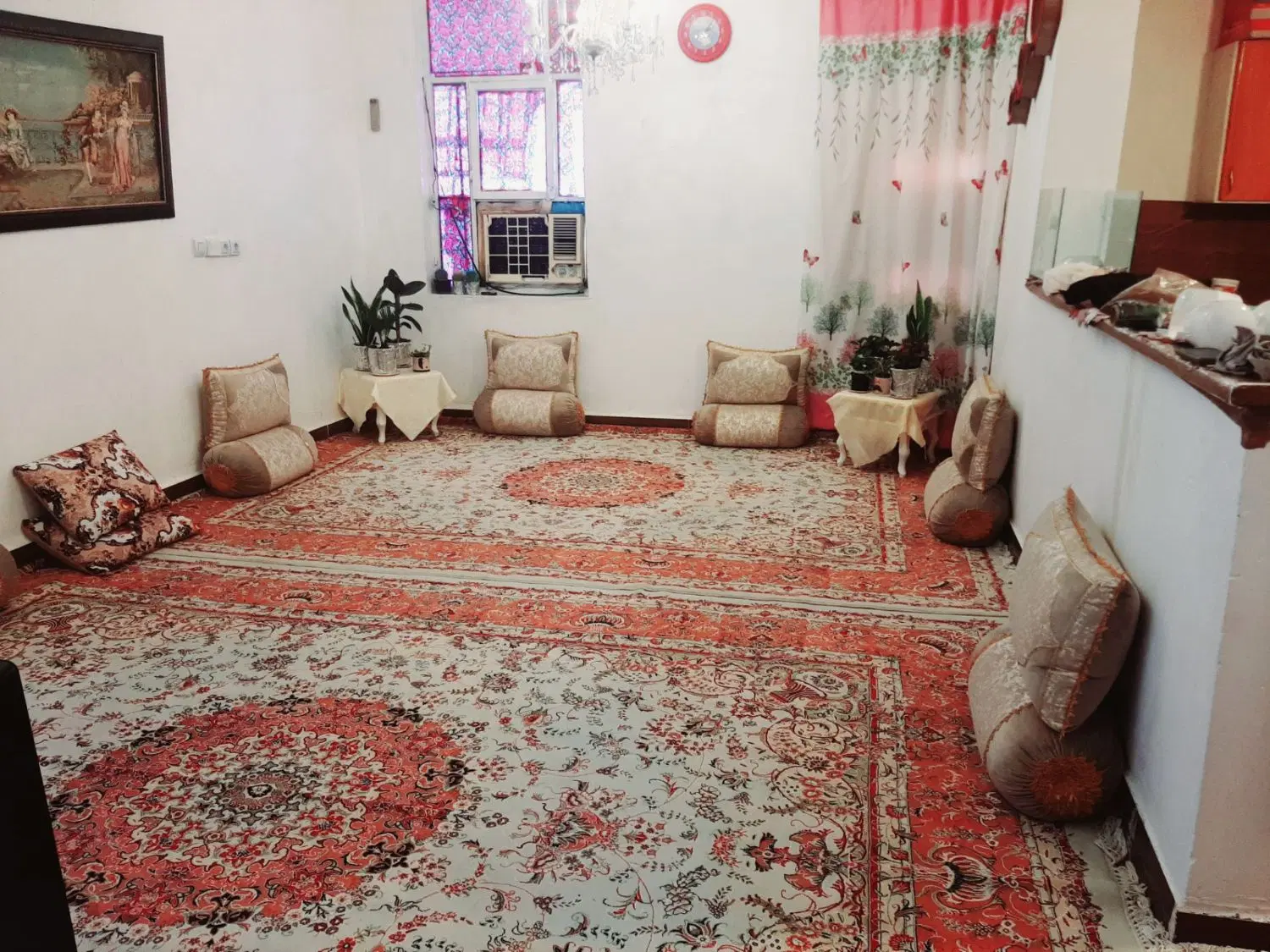 فروش فوری خونه دوطبقه بر جاده دارای مغازه جای