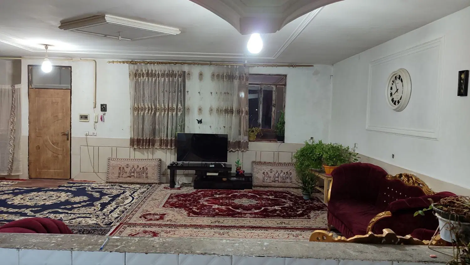 اجاره ۲ خواب ۱۲۰ متری انگشته خط بالا