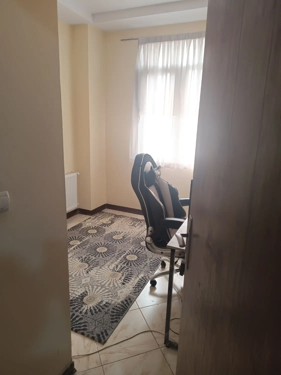 آپارتمان تک واحدی
