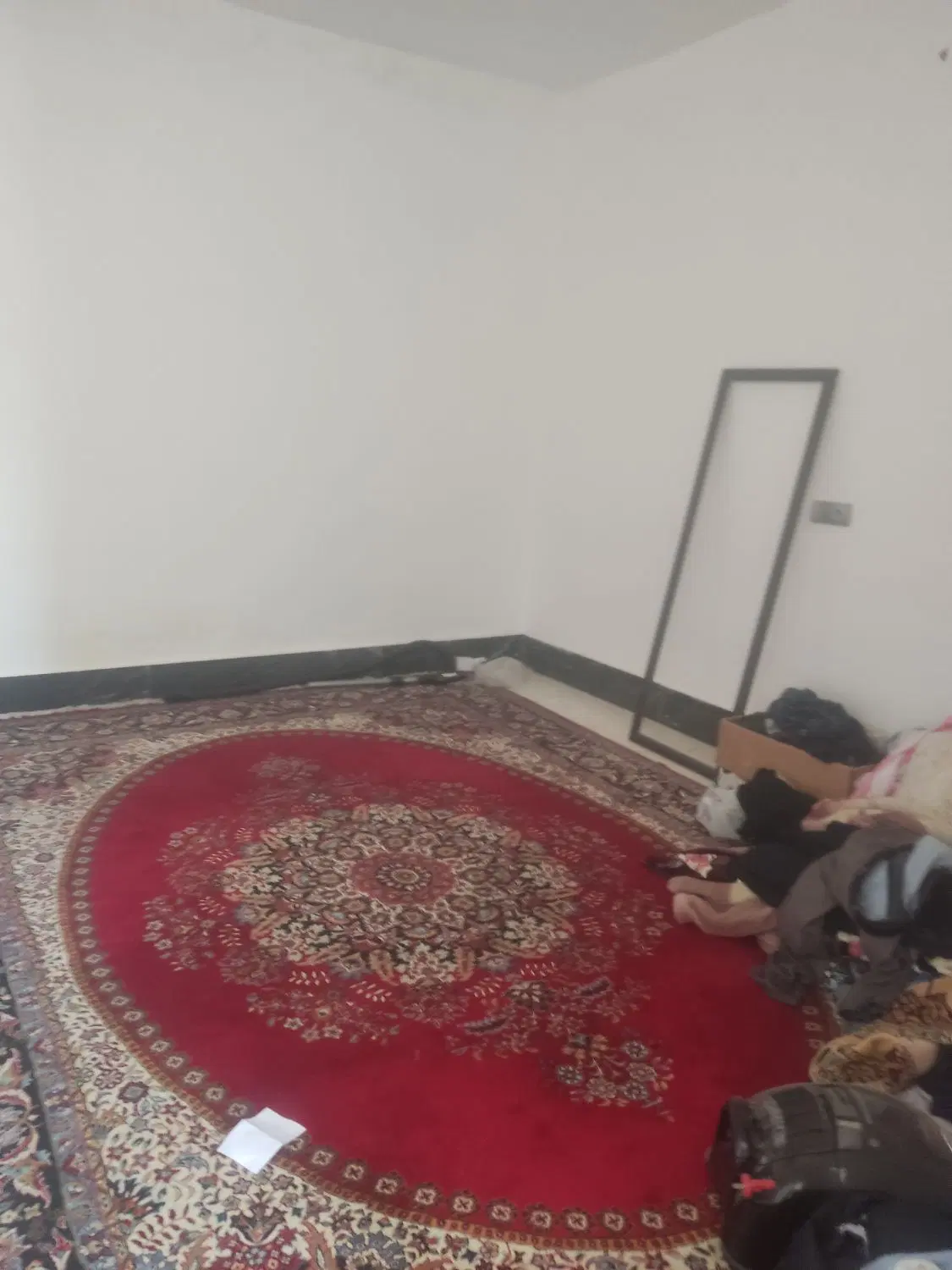 120متر منزل دوخوابه ماشین رو انتهای کوچه 58