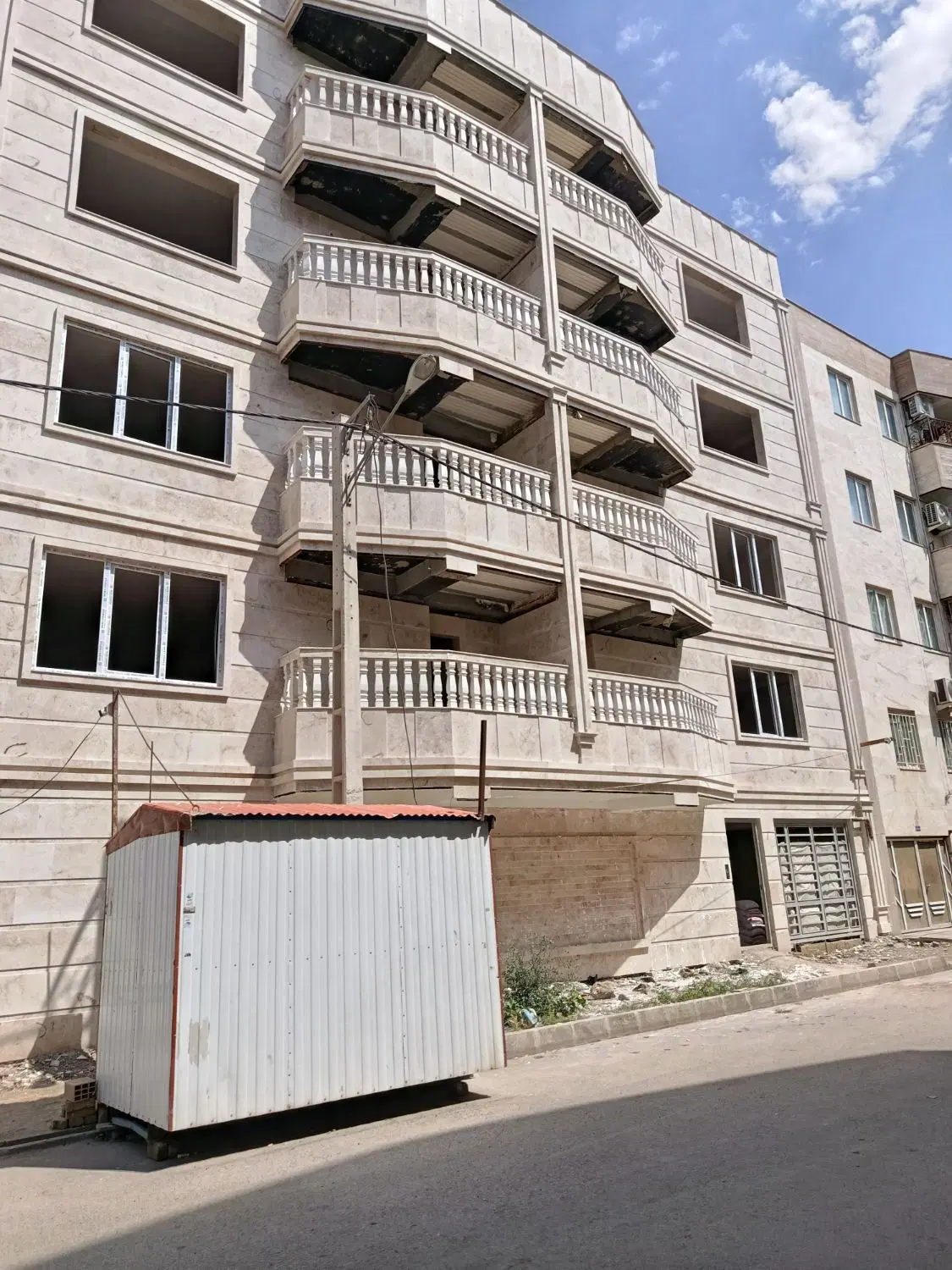 فروش واحد مسکونی