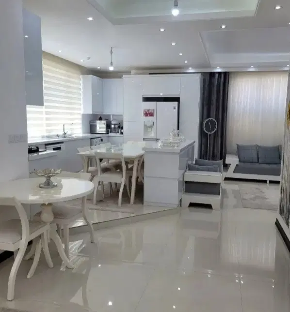 وطن دوست ۱۲۷ متر دو سالنه فول امکانات