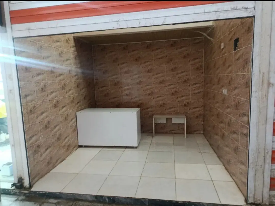 واحد تجاری اجاره داده میشود
