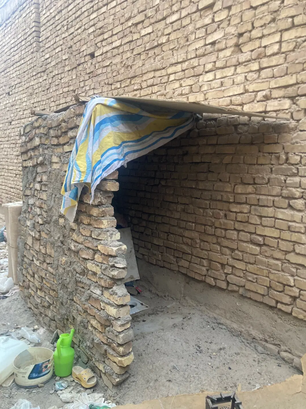 همکف ۱۰۰ متری بلوار صابر یزدی