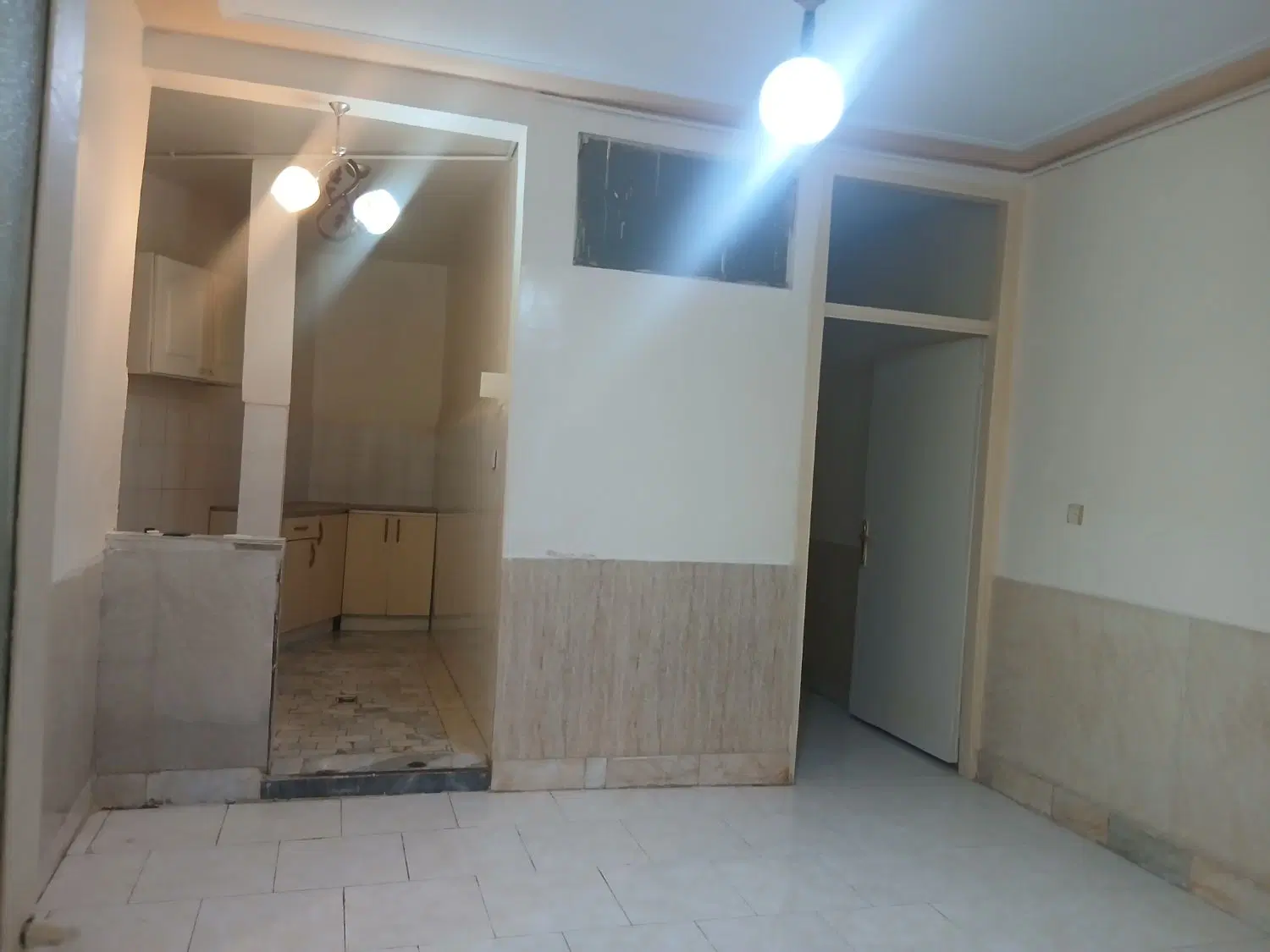 اجاره خانه آپارتمانی دارای حیاط مستقل