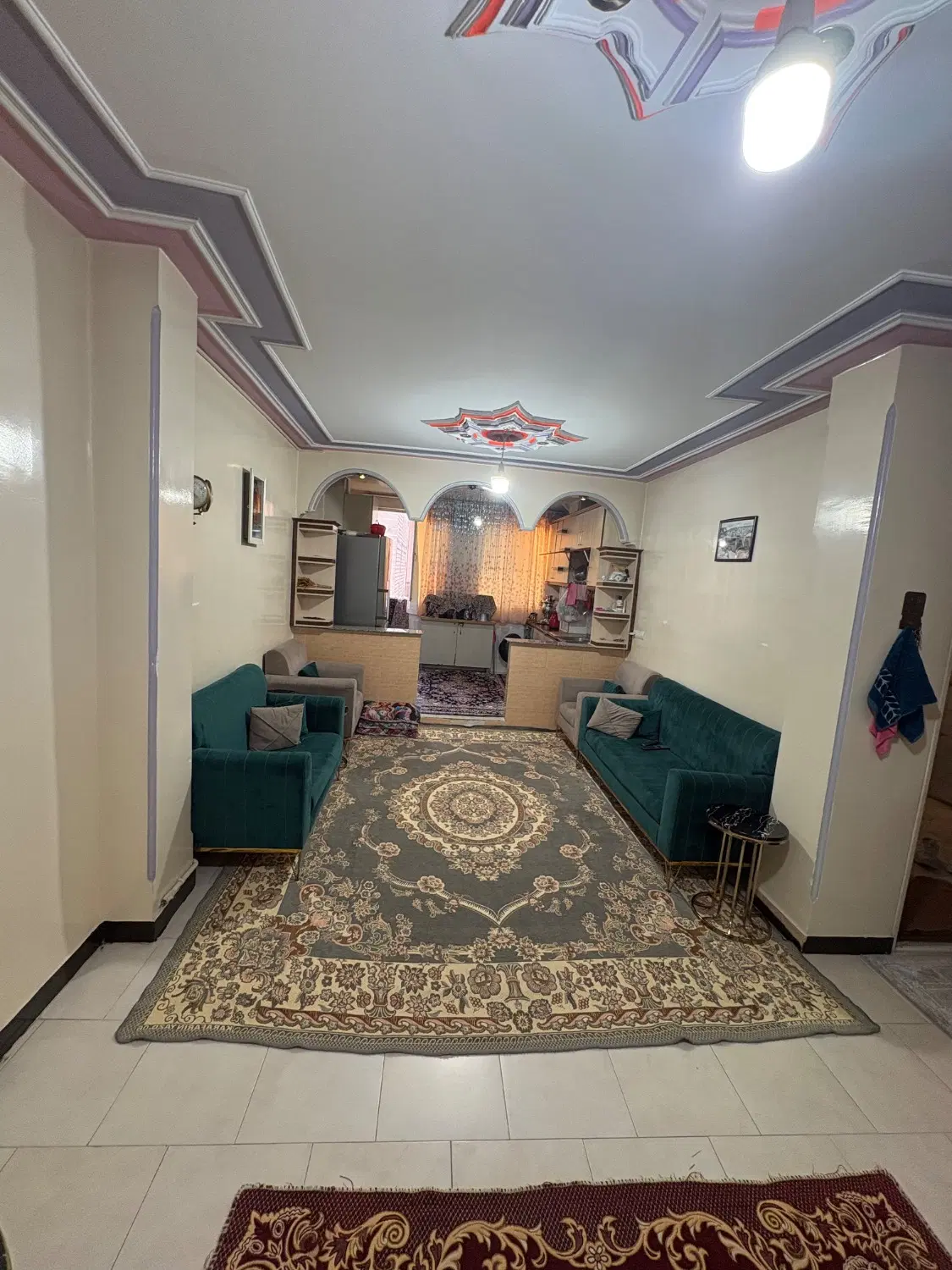 واحد آپارتمان طبقه سوم مهندسی با پارکینگ